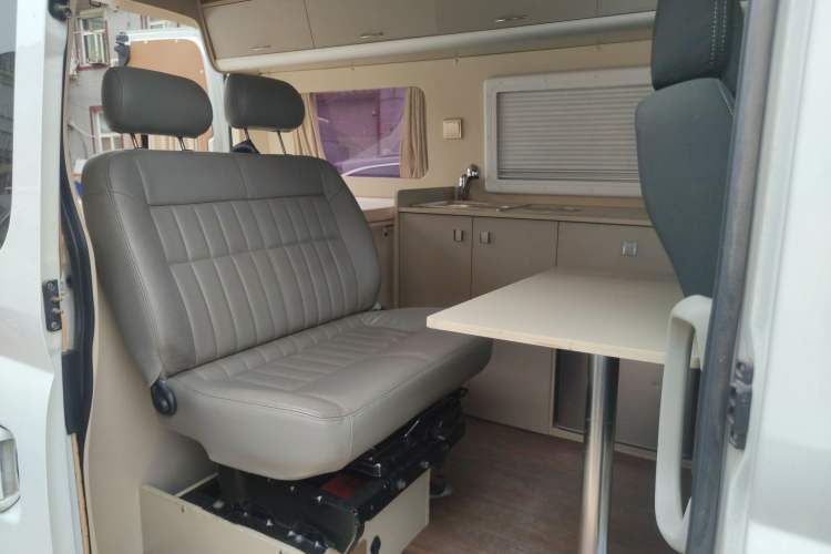 Used SAIC MAXUS Xintu V80 
