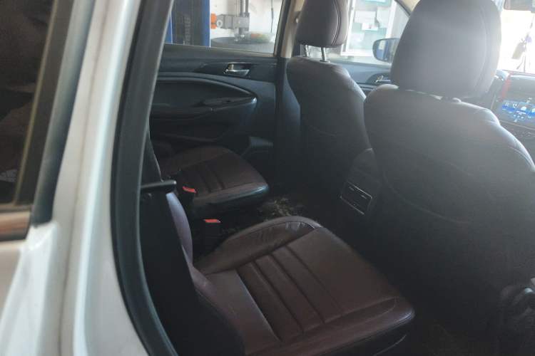 Used CHANGAN OSHAN A800 2018 1.6L Manual Smart Network Model Left Rear Seat