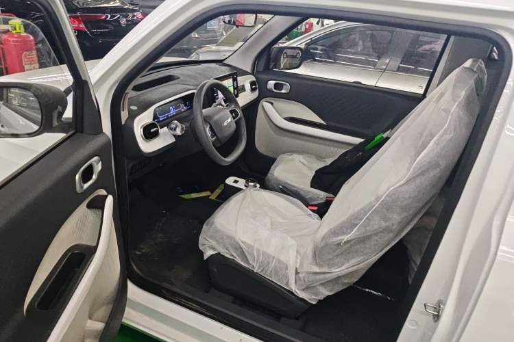 Used Geely Galaxy Panda 2025 210 km – Yuanqi Bear