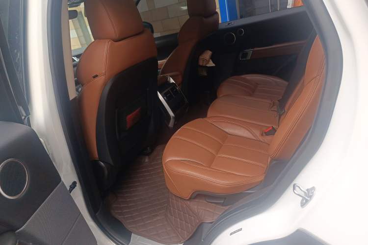 Used Land Rover Range Sport 
