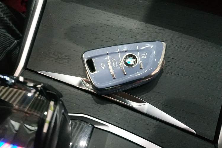 Used BMW 4 Series 2021 425i M Sport Package Vehicle Key