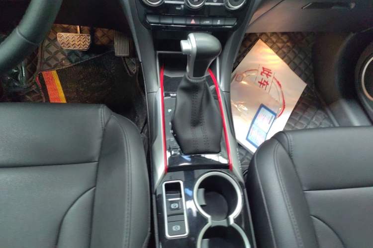 Used Haval H2 2017 Blue Label 1.5T Automatic Two-Wheel Drive Luxury Model
