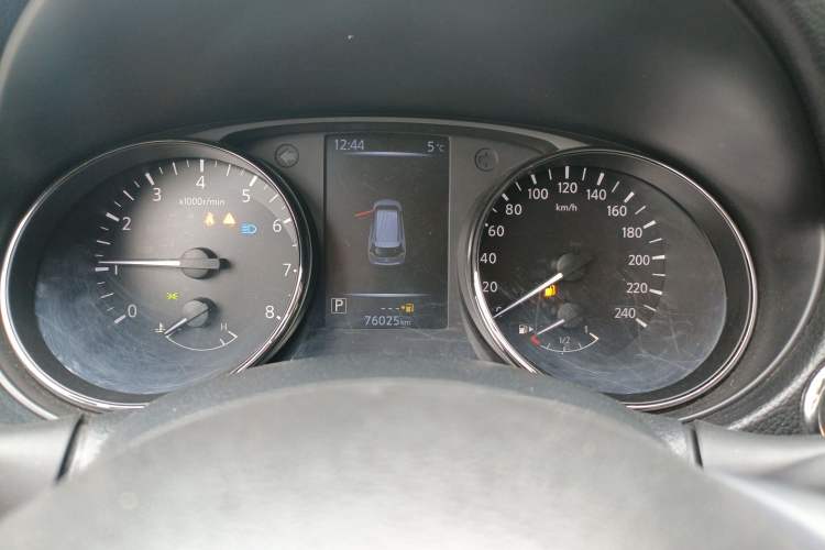 Used Nissan X-Trail 2022 2.0L Two-Wheel Drive Smart Connect & Comfort Edition