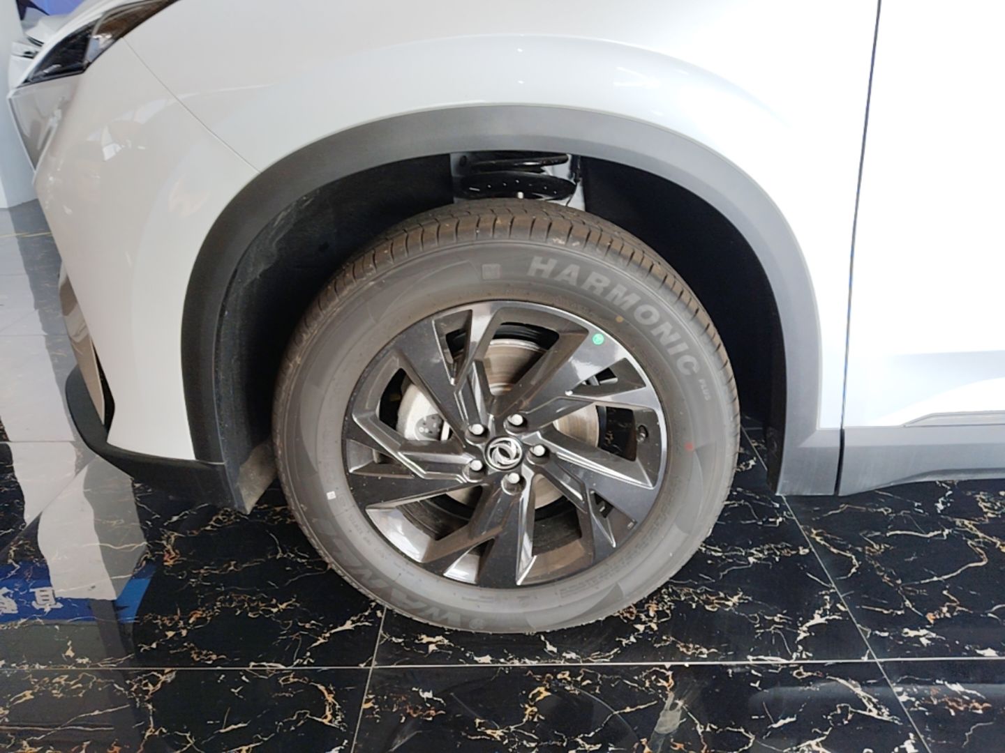 Dongfeng Aeolus SKY EV01 2025 530 km AIR Elite Edition — снимка 10