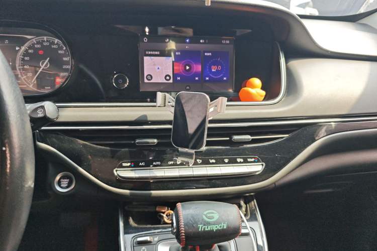 Used GAC Trumpchi M6 2019 270T Automatic Luxury Edition (7-seater) China V Standard Audio And AC Panel