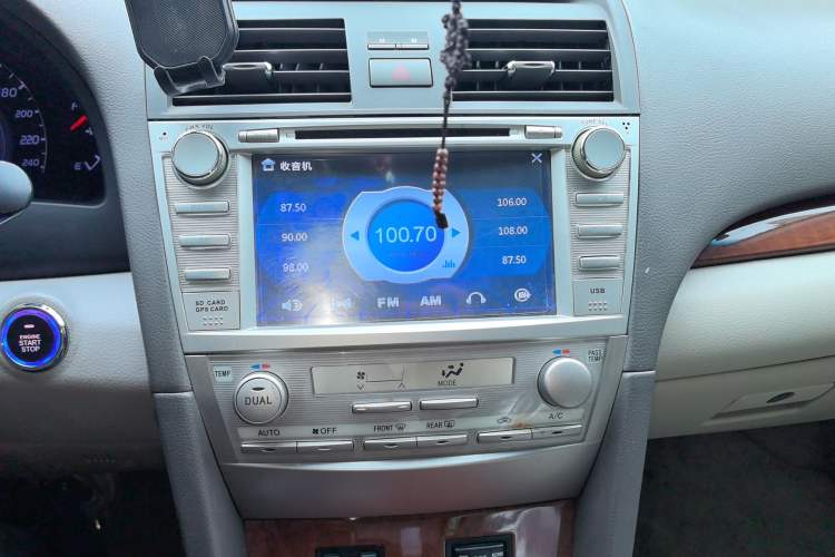 Used Toyota Camry 2013 200G Classic Luxury Edition Audio And AC Panel