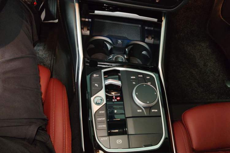 Used BMW i3 2024 eDrive 35 L
