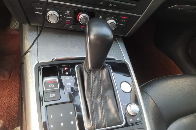 Used Audi A6L 2018 30th Anniversary Edition 35 TFSI Fashion Model