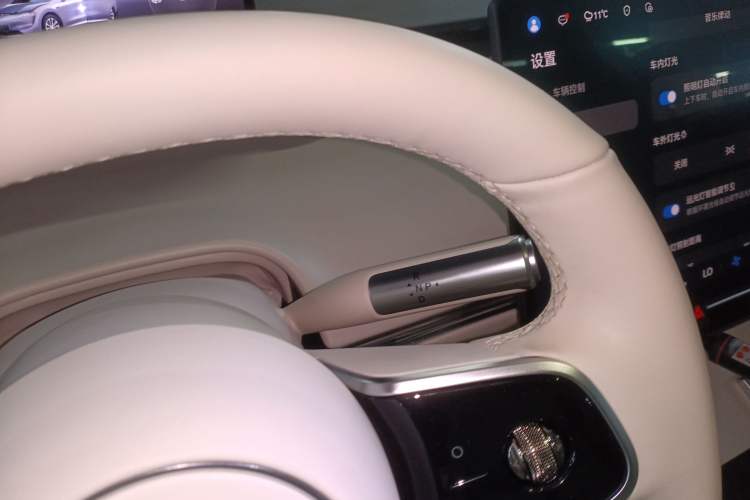 Used Hima Luxeed R7 2024 All-Electric 736 km Ultra
