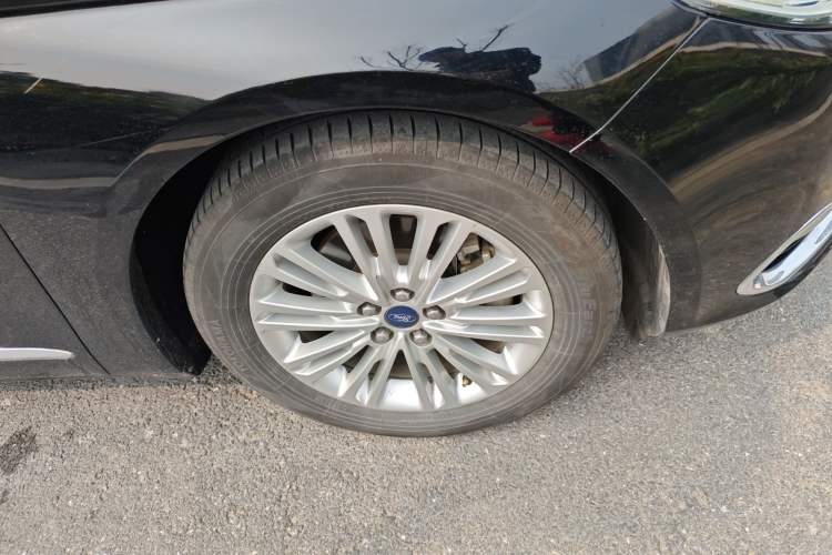 Used Ford Taurus 2017 EcoBoost 245 Fashion Edition
