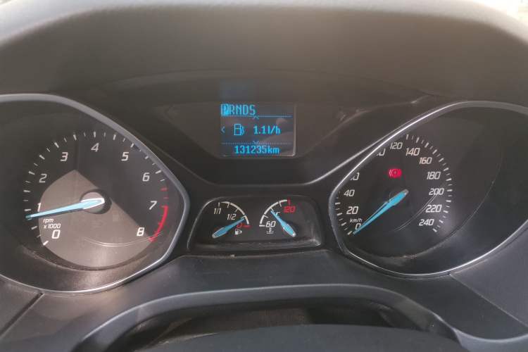 Used Ford Focus 2012 Hatchback 1.6L Automatic Fashion Edition Odometer Close Up