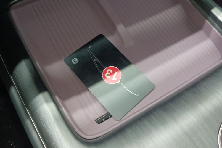 Used Xiaomi Auto SU7 2024 Rear-Drive Ultra-Long Range Advanced Pro-Level Intelligent Driving Version