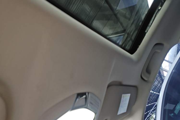 Used Geely Auto Emgrand 2022 4th Generation 1.5L CVT Luxury Model Headliner