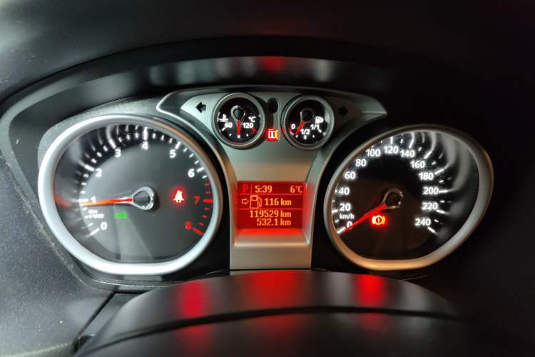 Used Ford Focus 2013 Hatchback Classic 1.8L Automatic Base Model