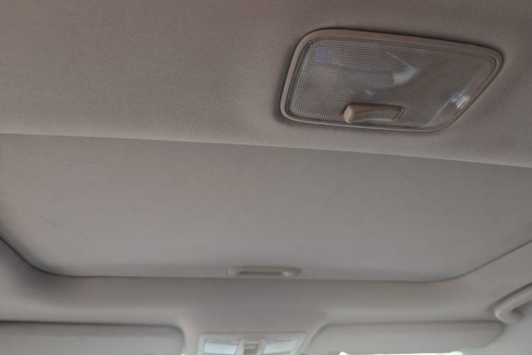 Used Kia Sportage R 2012 2.0L Automatic Two-Wheel Drive GLS Headliner