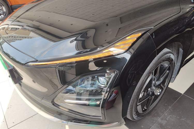 Used Wuling Xingguang 2025 610 km Smart Flagship Version Left Front Headlight