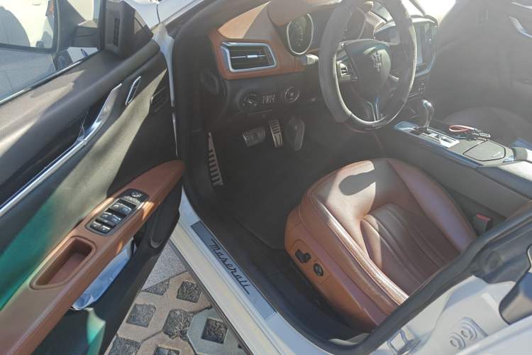 Used Maserati Ghibli 2014 3.0T Standard Edition Driver Seat