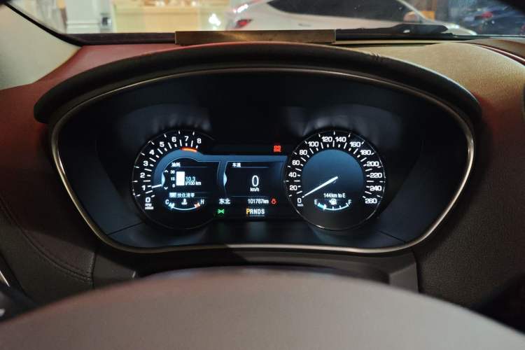 Used Lincoln MKX 2017 2.0T Two-Wheel Drive Deluxe Edition Instrument Cluster