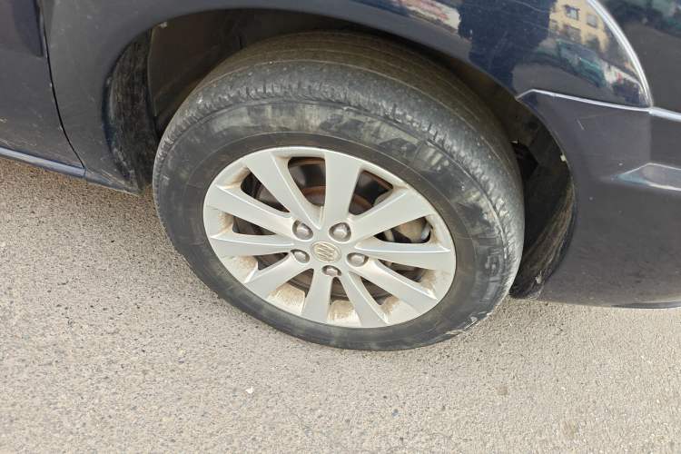 Used Buick GL8 2014 2.4L Classic Edition
