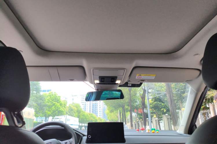 Used Honda Breeze 2023 240TURBO Two-Wheel-Drive Luxury Edition 5 Seats
