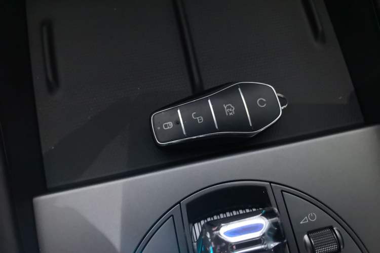 Used BYD Seal 06 New Energy 2024 DM-i 80KM Prestige Model Vehicle Key