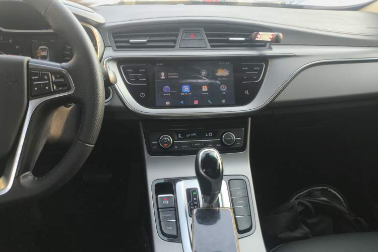 Used Geely Auto Emgrand GL 2017 1.8L DCT Elite Model
