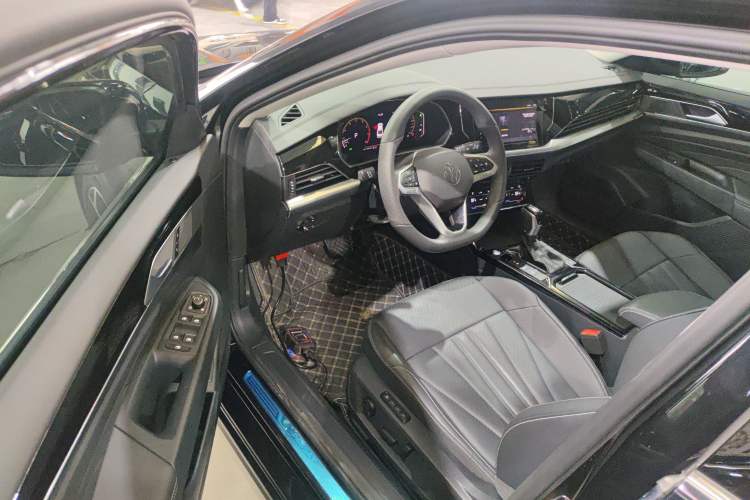 Used Volkswagen Passat 2025 Outstanding Model 380TSI Starry Dragon Edition
