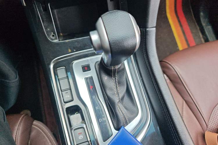 Used Baojun 560 2017 1.5T DCT Flagship Model 7 Seats
