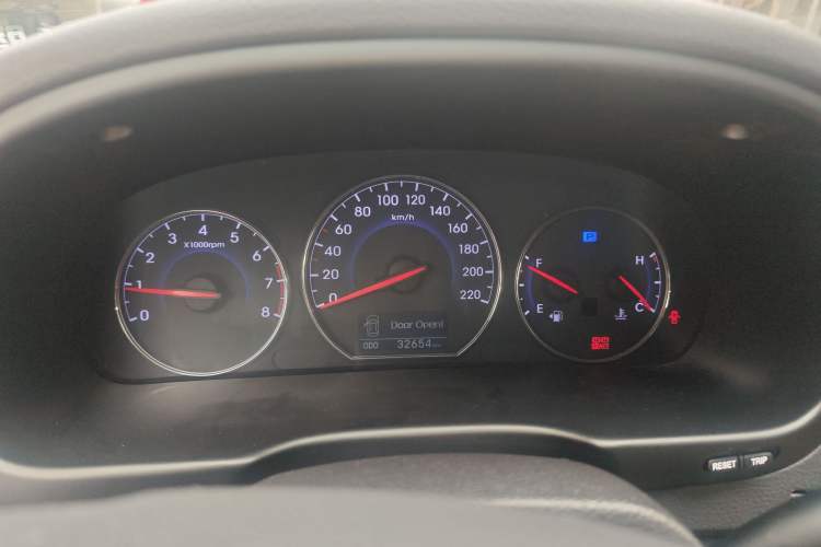 Used Hyundai Santa Fe Classic 2012 2.4 Comfort Edition 7-Seater Four-Wheel Drive