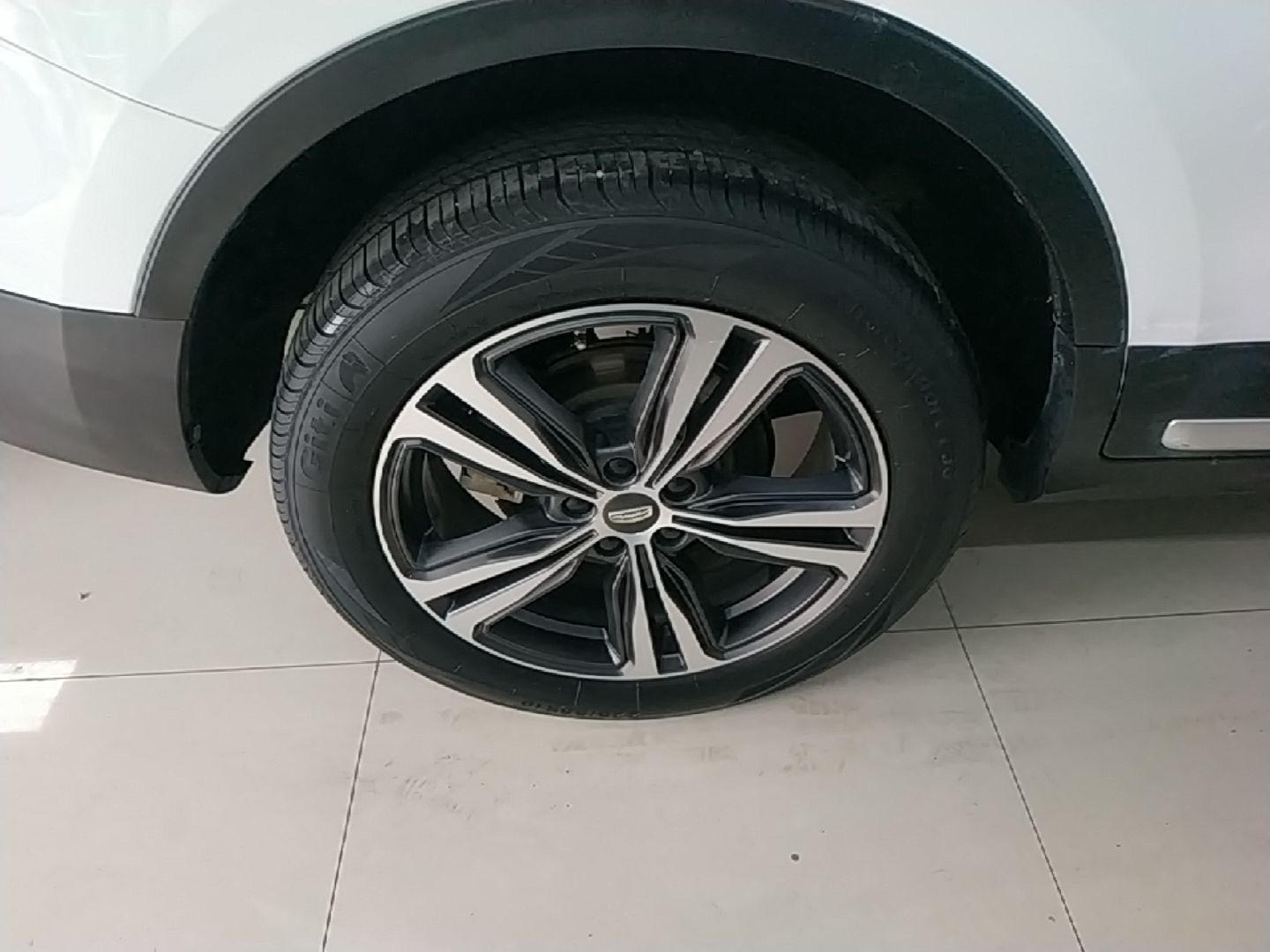 Geely Auto Emgrand X7 Sport 2022 1.8TD DCT Zhiya Trim — снимка 11