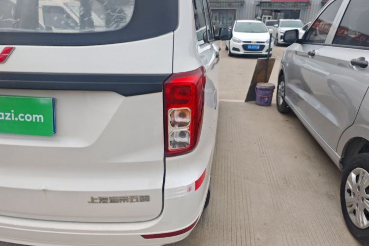 Used Wuling Hongguang 2019 1.5L S Basic Version China VI Standard LAR
