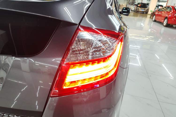 Used Honda Crosstour 2014 2.4L Luxury Edition