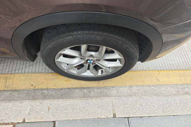 Used BMW X3 2013 xDrive28i Luxury Model
