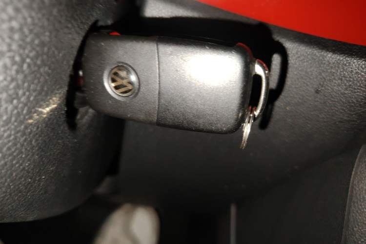 Used Volkswagen Beetle 2015 180TSI model Vehicle Key