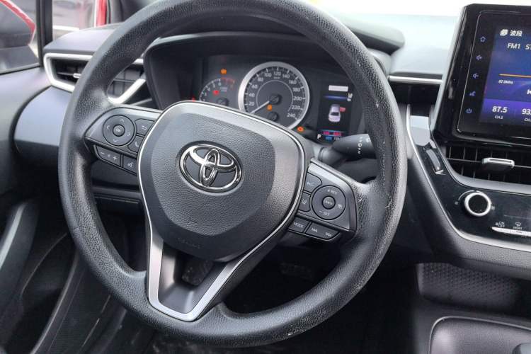 Used Toyota Levin 2019 185T CVT Luxury Edition China VI Standard Steering Wheel