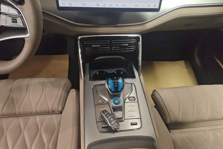 Used BYD Tang New Energy 2025 DM-i 115KM Flagship Model