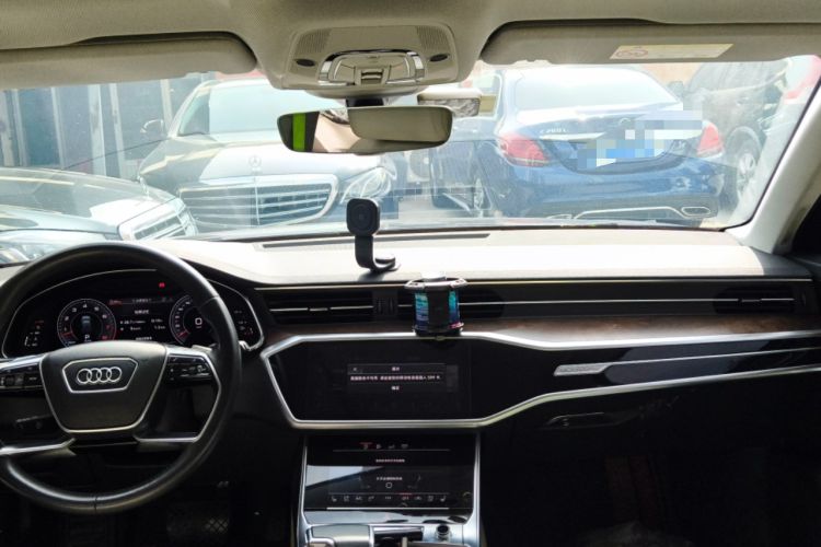 Used Audi A6 2020 allroad quattro Explorer 55 TFSI Prestige Off-Road Model Headliner