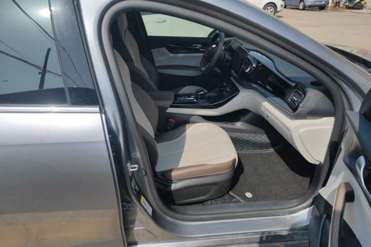 Used BYD Qin PLUS 2024 HONOR Edition DM-i 55KM Leading Model