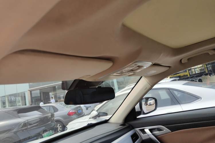 Used Geely Auto Emgrand X7 Sport 2016 1.8TD Automatic ZhiZun Version