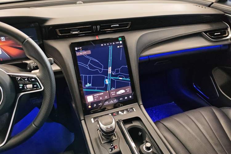 Used Hongqi H5 2024 2.0T Automatic Smart Connect Flagship Edition
