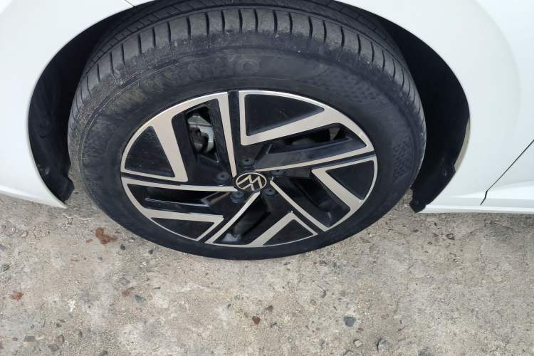 Used Volkswagen Sagitar 2023 280TSI DSG Beyond Lite Edition Left Front Wheel Hub