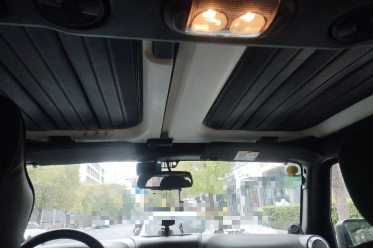 Used Jeep Wrangler 2014 3.0L Sahara Four-Door Edition Headliner