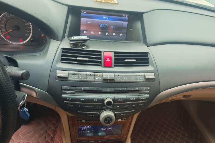 Used Honda Accord 2012 2.0L SE
