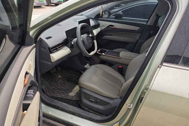 Used Bestune Yueyi 03 2025 565km Enjoy Edition Driver Seat