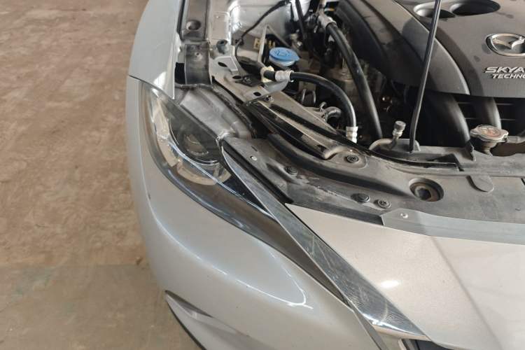 Used Mazda CX-4 2018 2.0L Automatic Two-Wheel Drive Blue Sky Exploration Version China V Standard