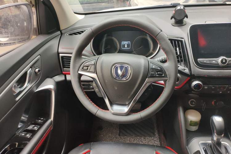 Used Changan CS55 2018 1.5T Automatic Colorful Edition China V Standard
