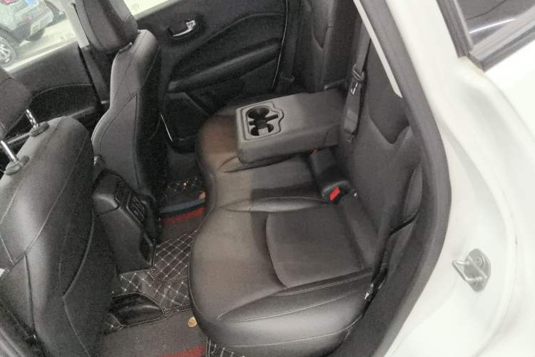 Used Jeep Compass 2019 220T Automatic Family Edition