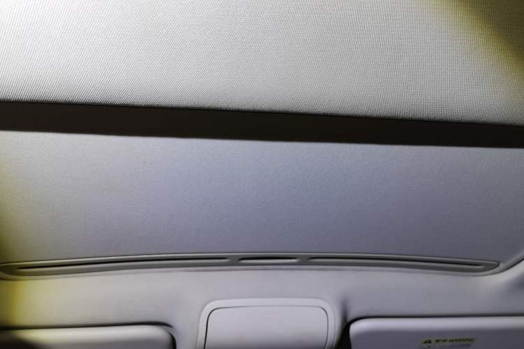 Used FAW Senya R7 2016 1.6L Manual Smart Version