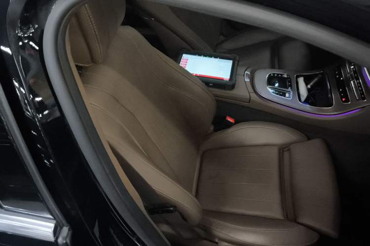 Used Mercedes-Benz E-Class 2022 Second Facelift E 300 L Luxury Edition