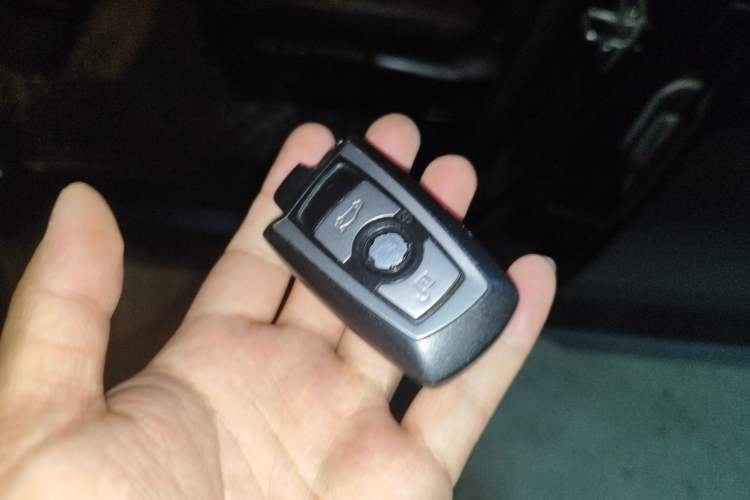 Used BMW X3 2014 xDrive20i X Design Package Vehicle Key